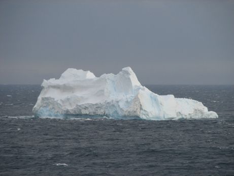icebergs_2710.jpg