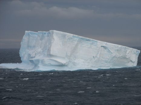 icebergs_2724.jpg