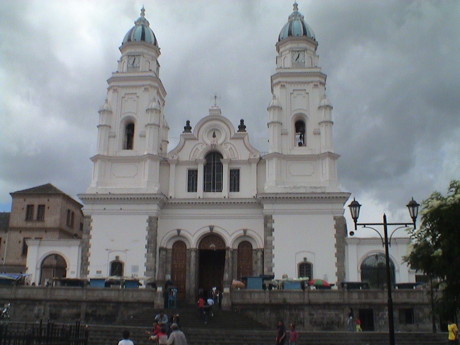 100802_ecuador_pambamarca_region_la_quinche_church_9027.jpg