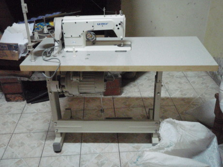 090723_pap_casa_communa_sewing_machines_5964.jpg