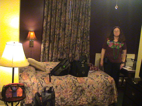 121109_2012_cruise_new_orleans_avenue_garden_hotel__our_room_0467.jpg