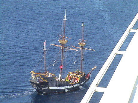 121115_2012_cruise_carnival_conquest_georgetown_cayman_islands_pirate_ship_0503.jpg